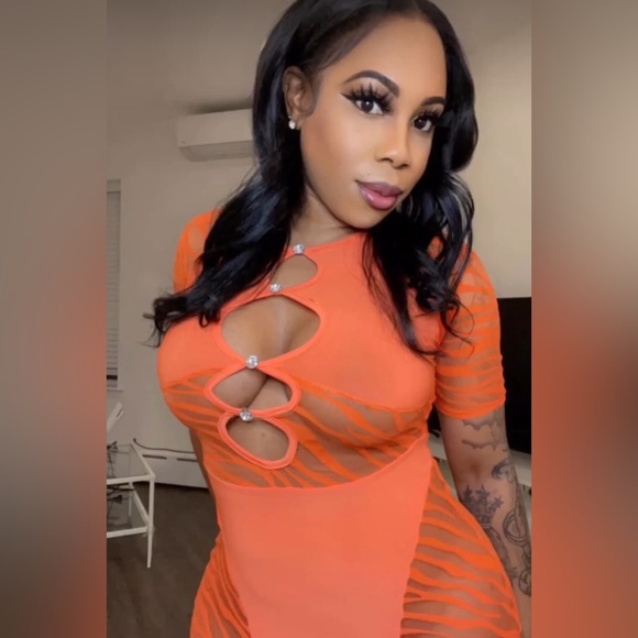 Posh by V Orange Cut-Out Short Sleeve Dress - Picture 3 of 8